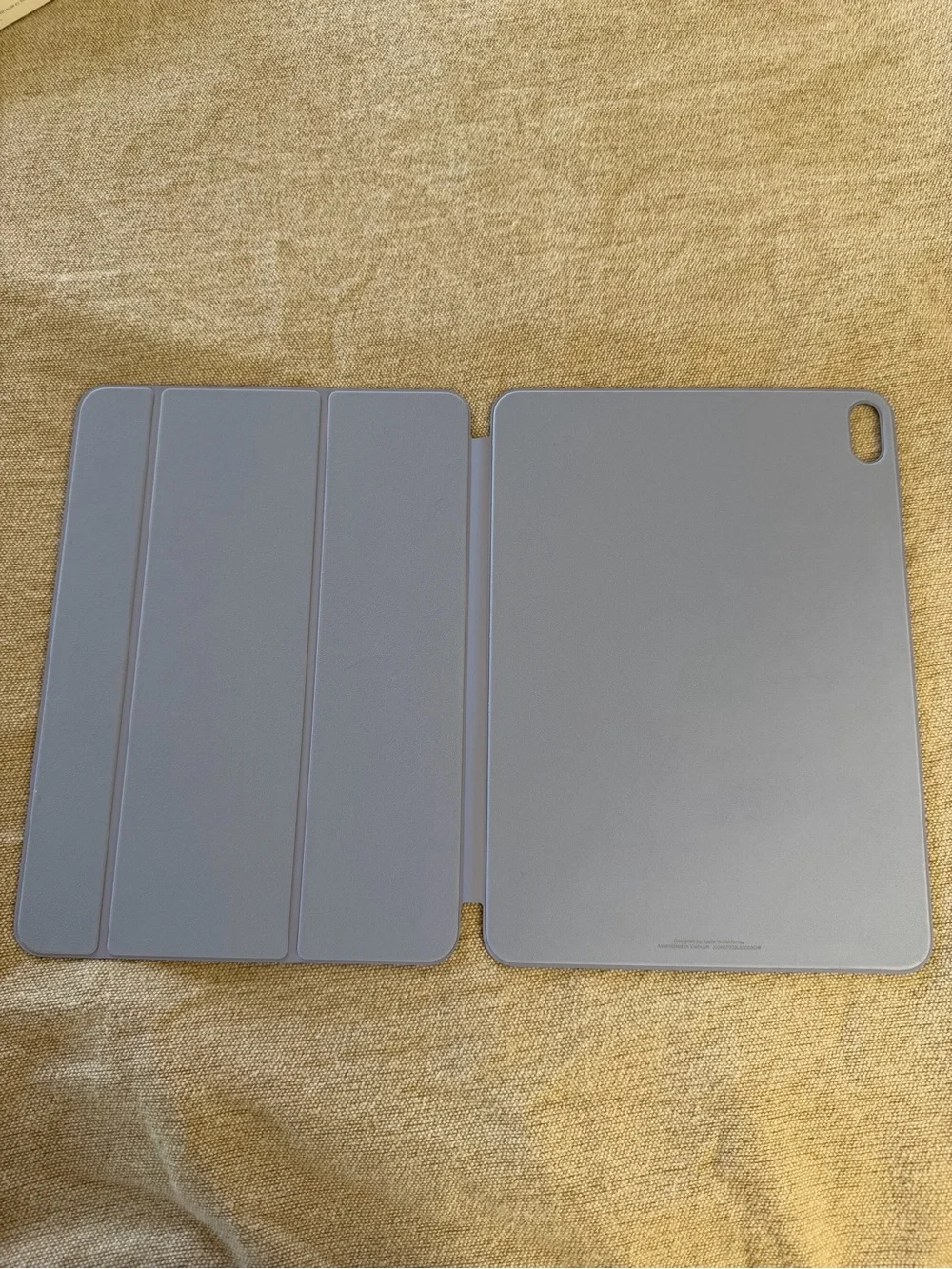 Apple iPad Air Smart Folio in Lavender Purple
